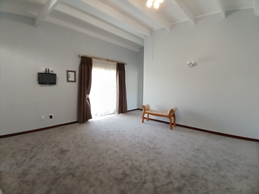 7 Bedroom Property for Sale in Sasolburg Ext 4 Free State